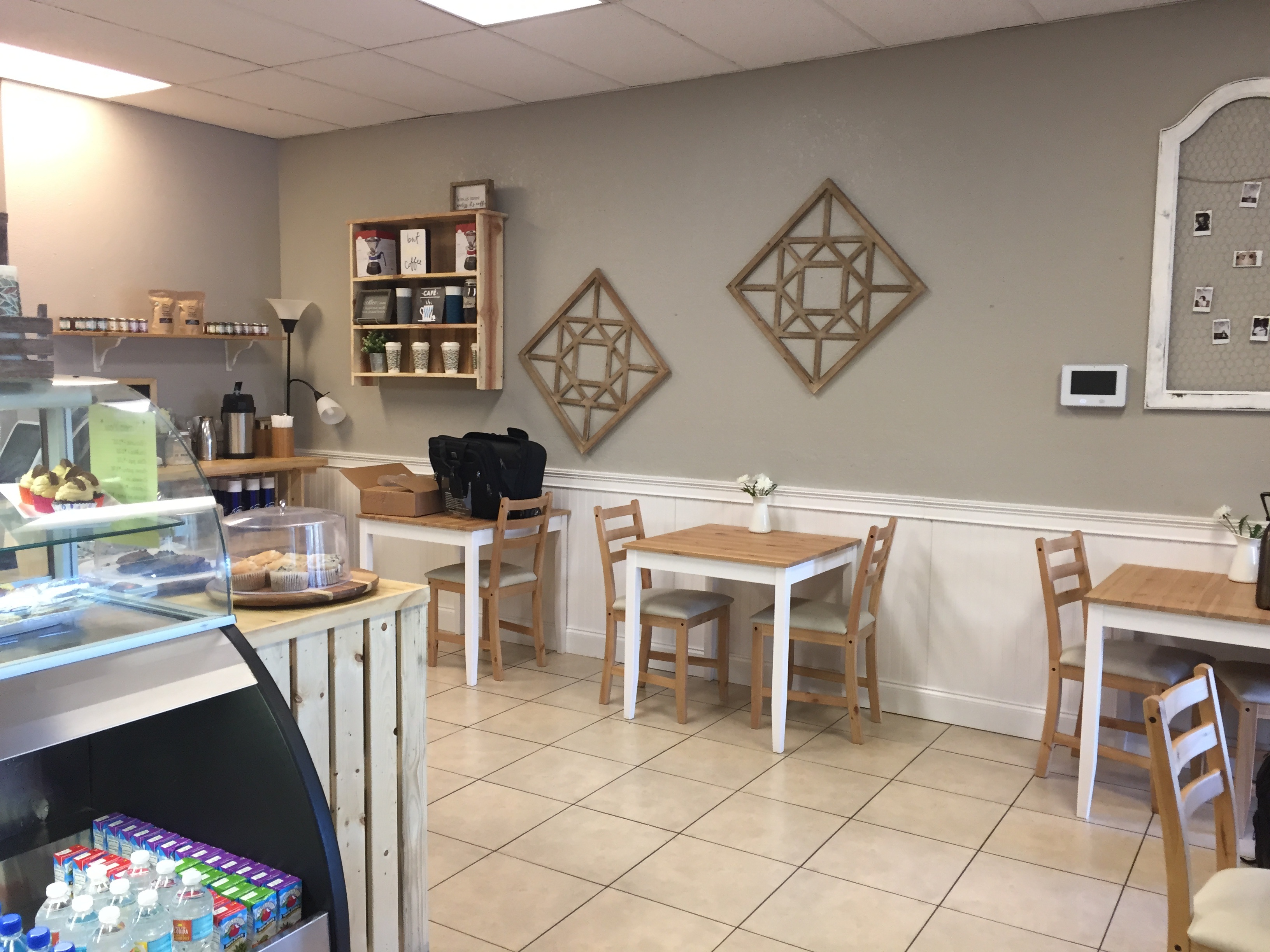 Jitters Coffee Cafe in Lakeland