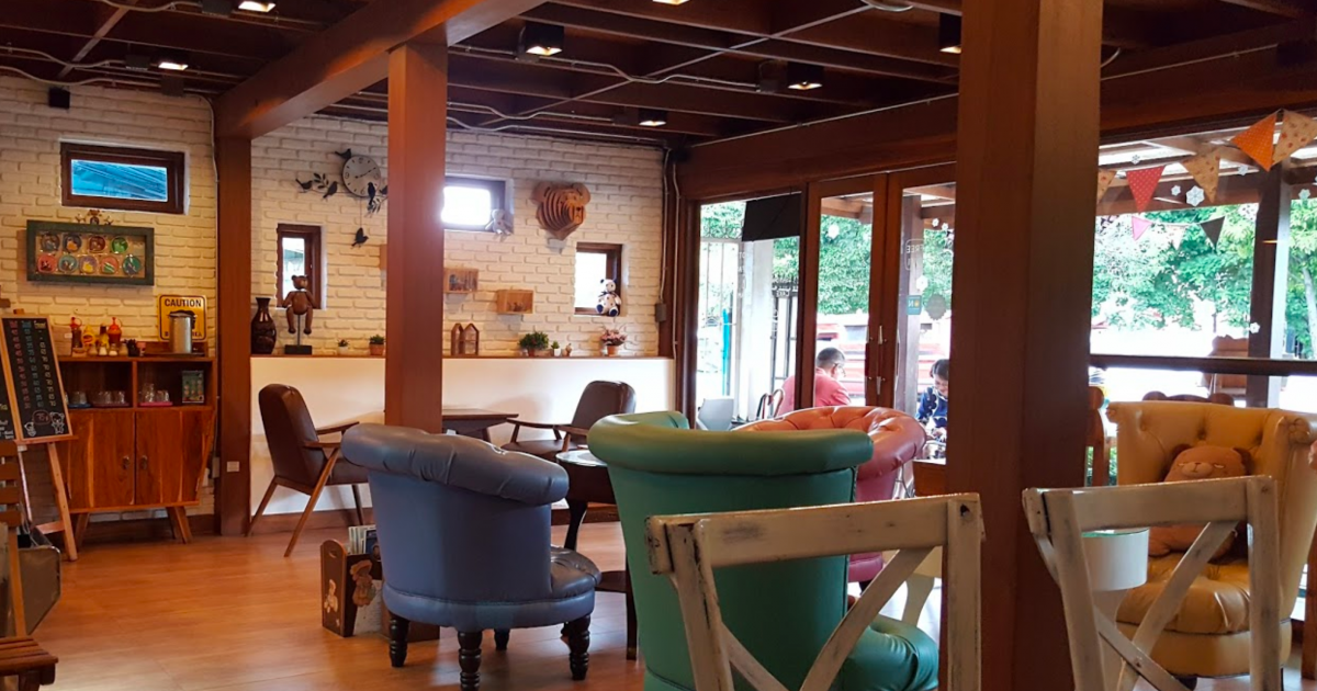 Bear Hug Cafe in Amphoe Mueang Chiang Mai