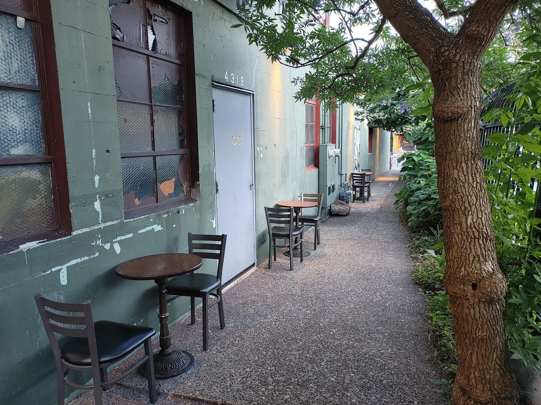 Common Grounds Coffeehouse in Portland, OR