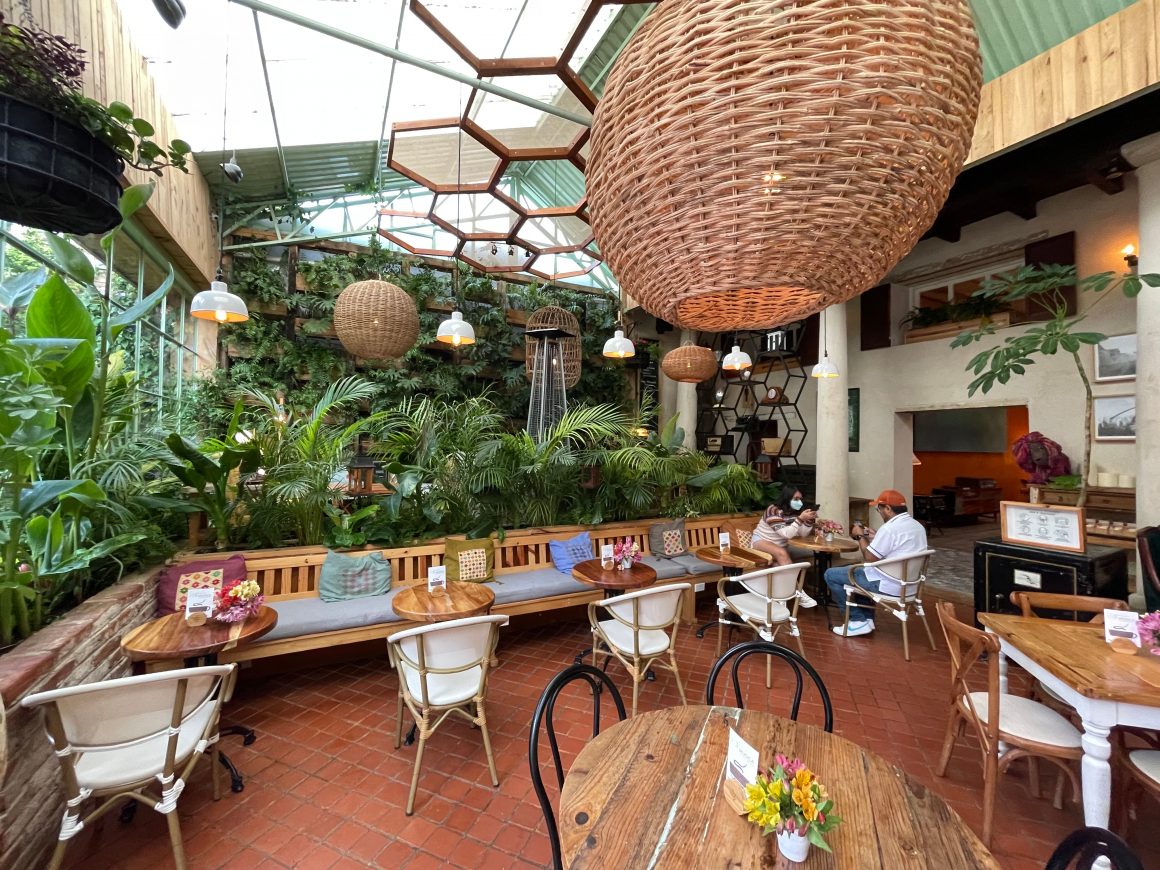 Sarajevo Café Jardin in San Cristóbal de las Casas