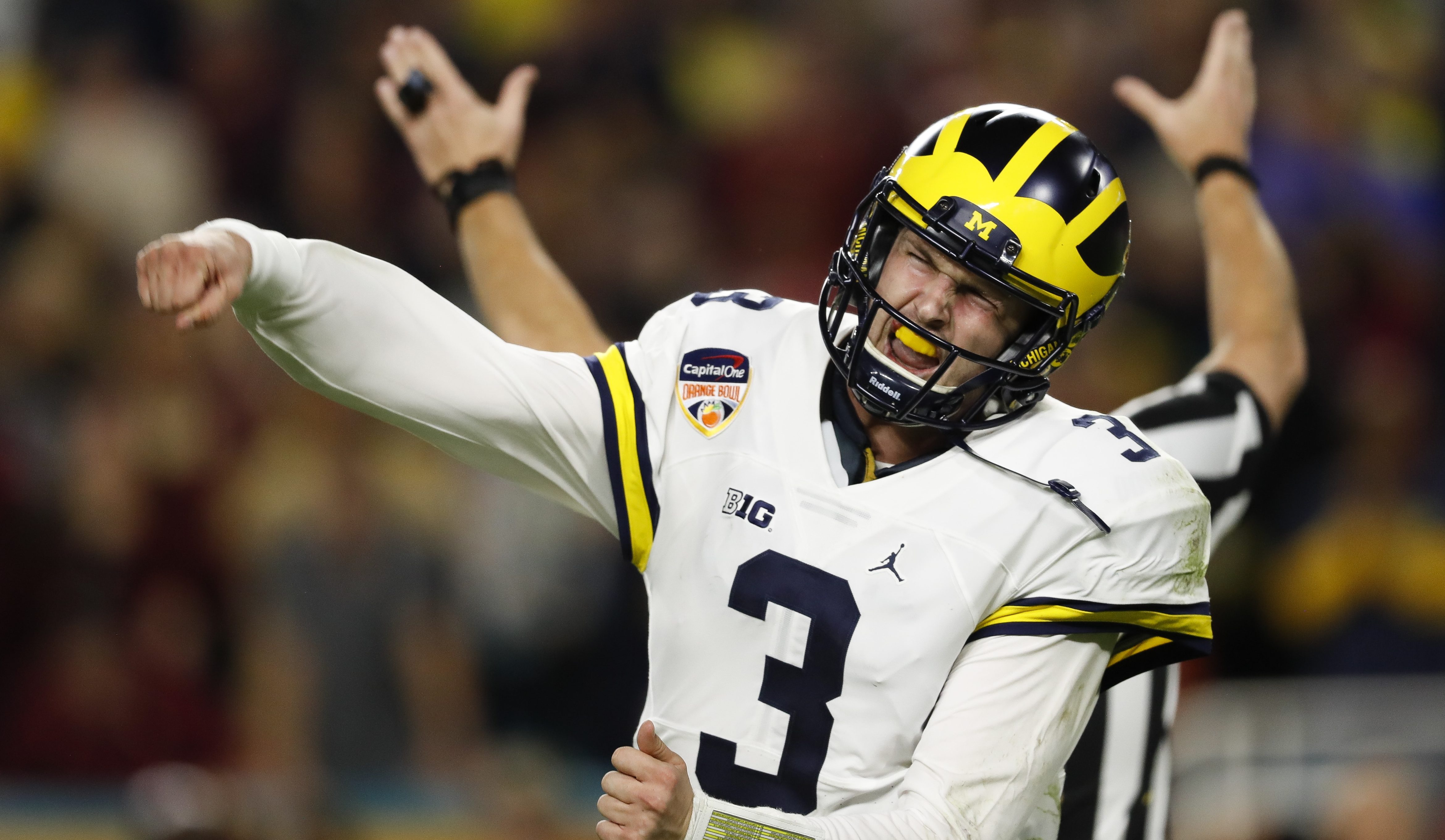 Charles Woodson, Tom Kartsotis and Adam Schefter will be MI honorary captains Charles Woodson, Tom Kartsotis and Adam Schefter will be MI honorary captains
