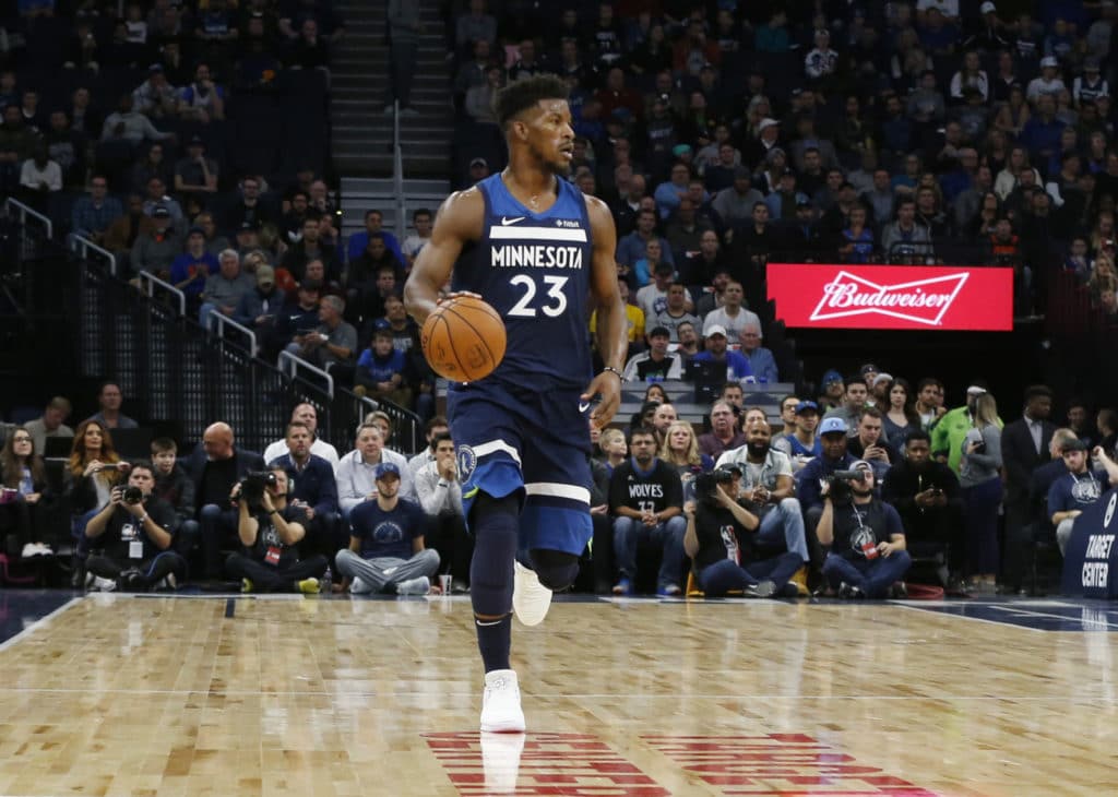 Jimmy Butler đang là cầu thủ ghi điểm chủ lực của Wolves với trung bình 25,3 điểm. Nhận định NBA 2017-18: Celtics giải mã tòa tháp đôi của Pelicans