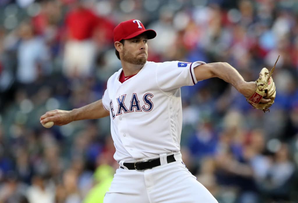 Defending champion Astros cruise to win against Rangers