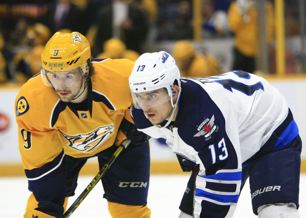Rinne doesn't make it through Game 1 of Jets - Predators