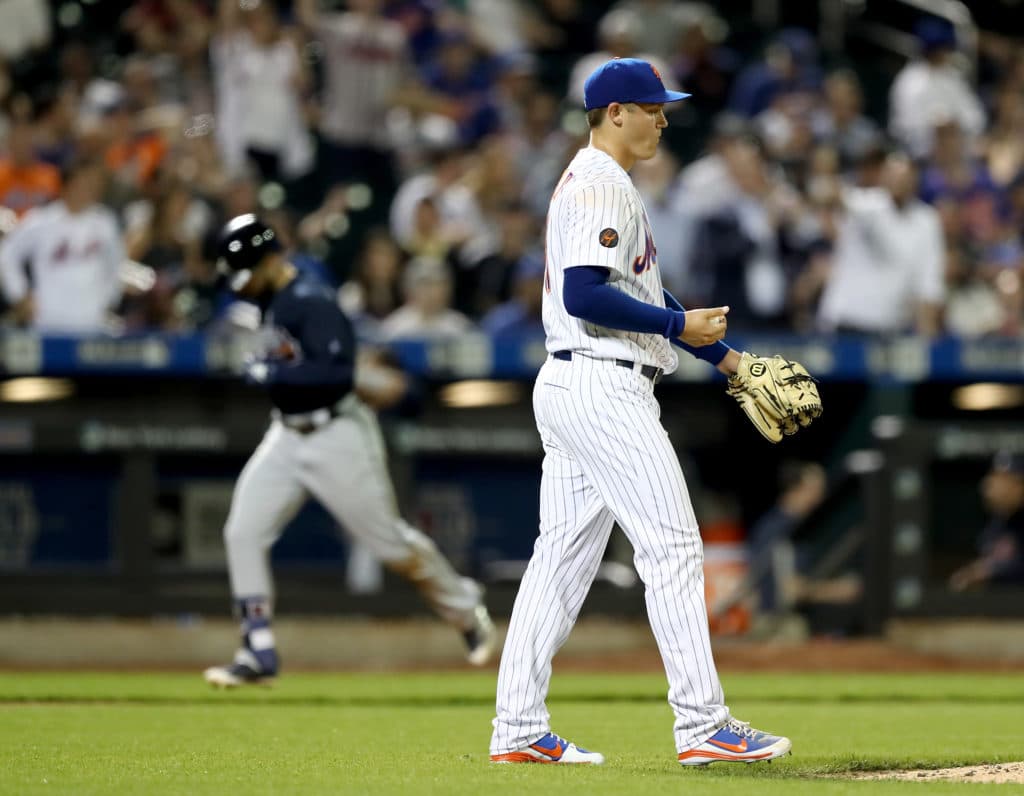 Mets lose Jacob deGrom to hyperextended right elbow - The Athletic