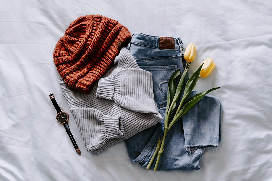 Traveler Tips Creating The Perfect Travel Nurse Wardrobe Hct Today