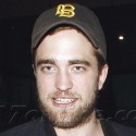 Robert Pattinson Shows Some Scruff