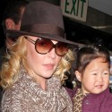 Katherine Heigl Holds On Tight To Baby Naleigh