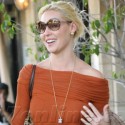 Katherine Heigl Shops Without Wearing Wedding Ring