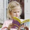 Violet Loves To Read!