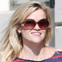 Reese Witherspoon Shops With The Kids