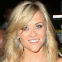 Reese Witherspoon Looks Amazing At The Avon Event