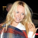 Pam Anderson: Airport Chic