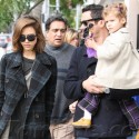 Jessica Alba Shopping With The Family