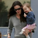Jennifer Garner Has A Blast With Her Girls