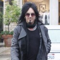 Nikki Sixx Buys Jewelry