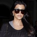 Kourtney Kardashian Goes Shopping For Jewelry