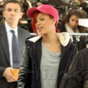 Rihanna Shops For Shoes