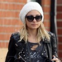 Nicole Richie Works It Out