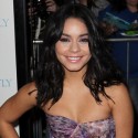 Vanessa Hudgens Wows At The <em>Beastly</em> Premiere