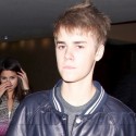 Justin Bieber Outside Of The Mall With Selena Gomez