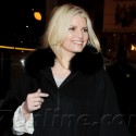 Jessica Simpson Arrives In Paris