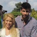 Shakira And Gerard Mobbed By Fans