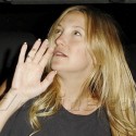 Pregnant Kate Hudson Dines At Sushi Restaurant
