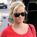 Reese Witherspoon Looks Chic In Red