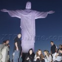 Miley Cyrus Visits Christ The Redeemer In Rio Di Janeiro