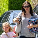 Jennifer Garner Takes Violet To A Birthday Party