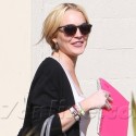 Lindsay Lohan Leaves Downtown Women's Center