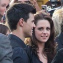Kristen Stewart And Taylor Lautner Want A Better Life