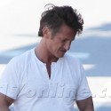 Sean Penn Maintains His Buff Bod