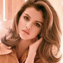 Selena Gomez Poses For Elle Mexico
