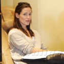 Jennifer Garner Gets A Spa Session
