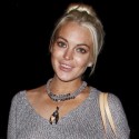 Lindsay Lohan Goes For The Natural Look