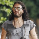 Katy Perry Hides Her New Pink Hair While Grabbing Dinner With Russell Brand 