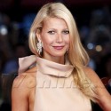 Gwyneth Goes Glam In Prada