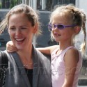 Jennifer Garner Picks Up Violet