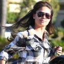 Vanessa Minnillo Runs Errands