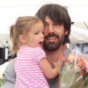 Ben Affleck And His Girls Hit The Farmer's Market