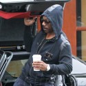 Eddie Murphy Flaunts His Benz