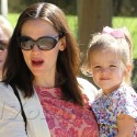 Jennifer Garner Takes Kids To The Getty In LA