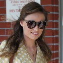 Olivia Wilde Smiles At The Waxing Salon