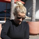 Reese Witherspoon Goes Shopping After Sweating It Out At The Gym