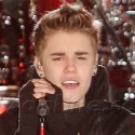 Justin Bieber And Usher Help Light Up NYC