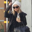 Nicole Richie stays fit through the Thanksgiving holiday.