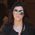 Kourtney Kardashian Gets Her Eyebrows Done
