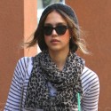 Jessica Alba Double Fists Her Coffee